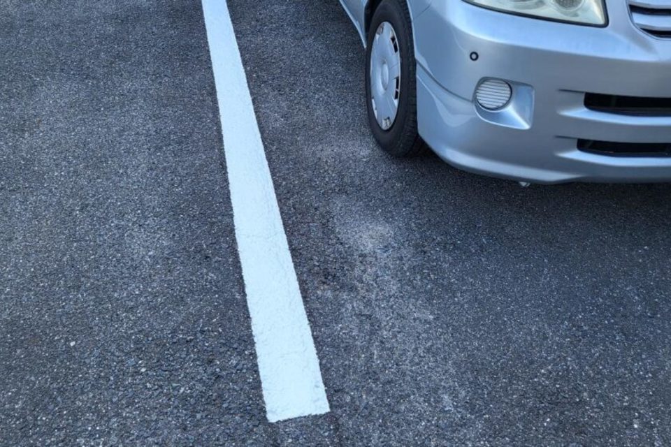 岡山市北区　駐車場文字塗装工事の画像