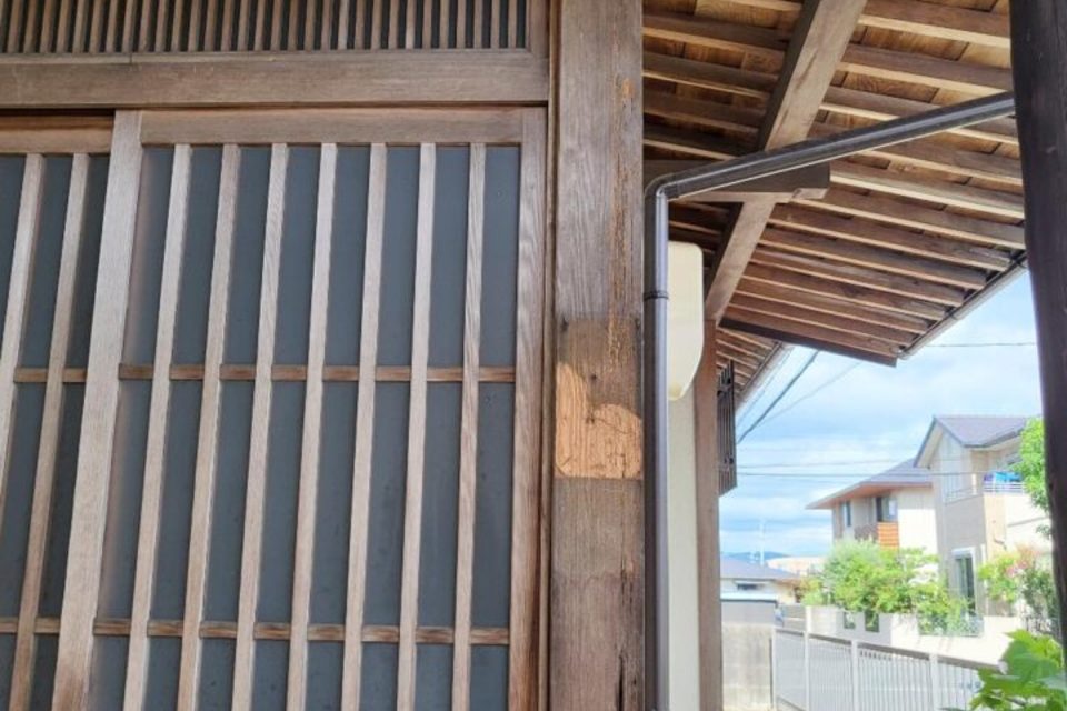 倉敷市安江　Ｔ様邸　玄関木部塗装工事の画像