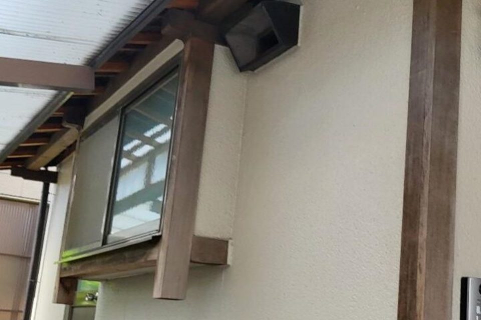 倉敷市安江　Ｔ様邸　玄関木部塗装工事の画像