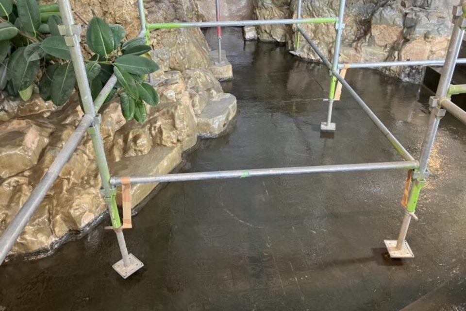山口県萩市　ホテルＨ様　大浴場防水・室内塗装工事の画像