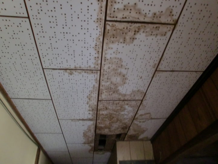 【岡山県　倉敷　水島】外壁塗装・雨漏り専門店ハウスペイントグループ　雨漏りしてしまったら・・・