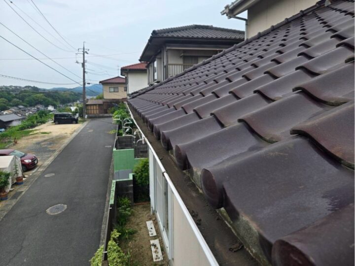 倉敷市連島町　H様邸　樋清掃工事